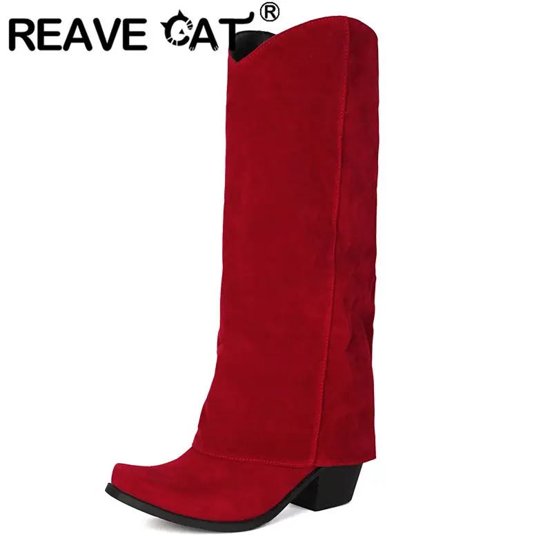 

REAVE CAT 2025 Модные женские ботинки с квадратным носком на блочном каблуке 6 см, замшевые слипоны из флока, большой размер 41 42 43 Сексуальные свидания до колена Bota