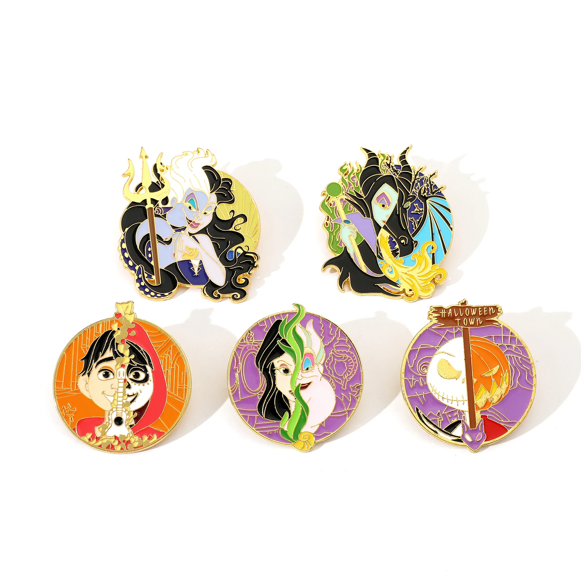 

5 Pcs Creative anime Brooch personality Maleficent Metal Badge Jewelry Clothing Backpack Accessories Gift For Friends