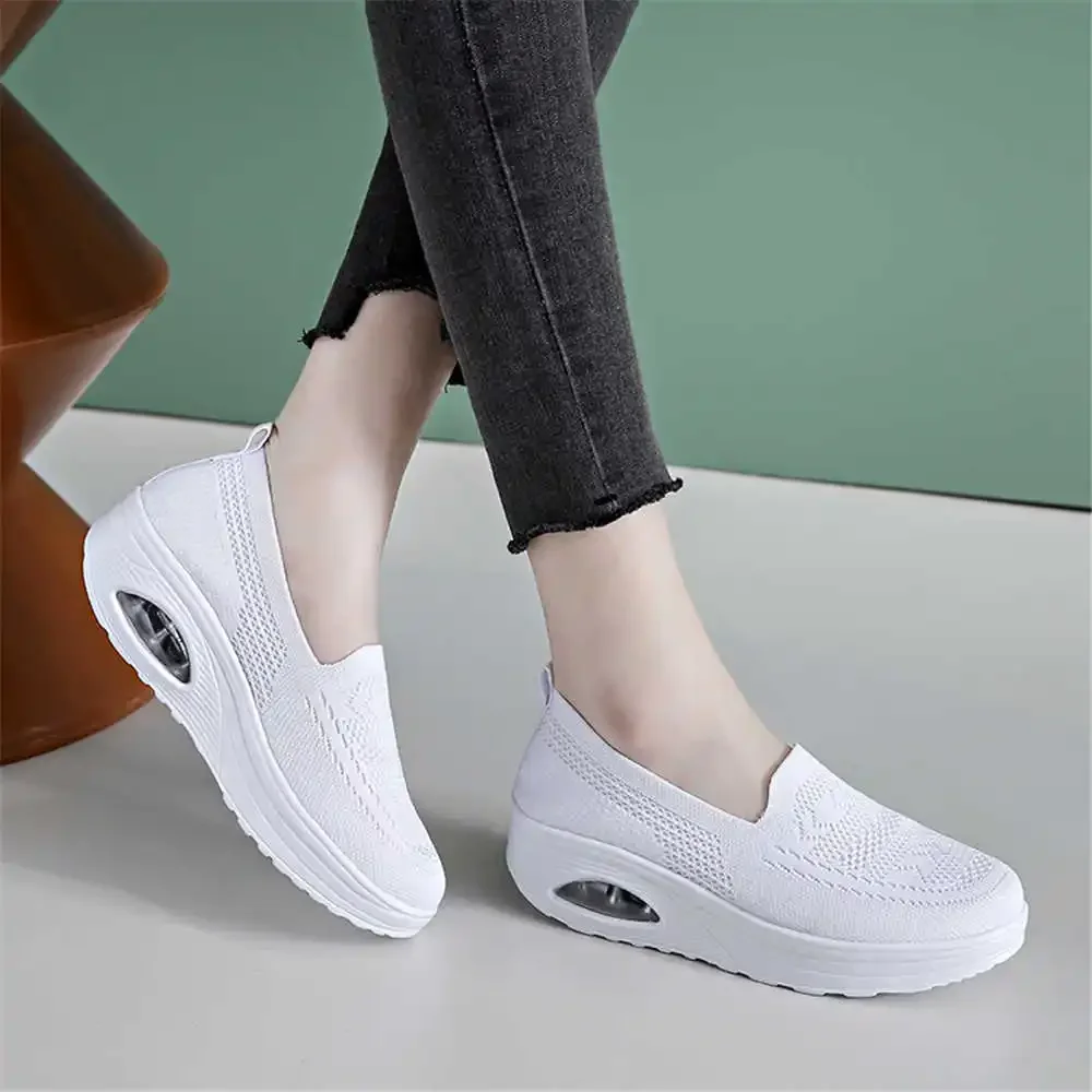 Thick Sole High Platform Shoes For Men Brand Walking Men Breathable Sneakers Basketball Tenia Sport Different Basquet