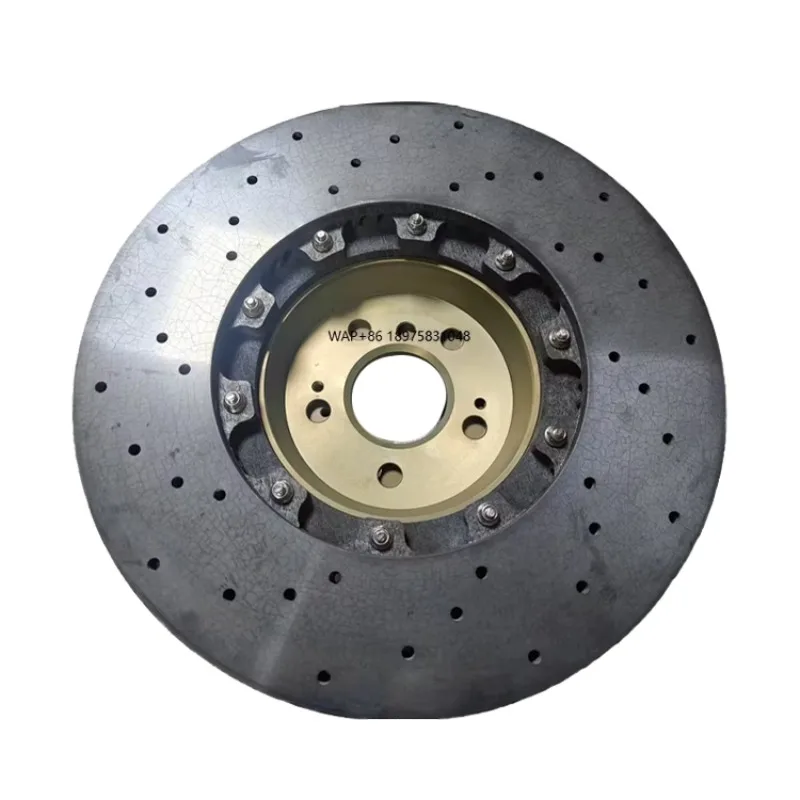 

Передний тормозной диск (ротор) из карбон-керамики для Audi A3 RS3 2025, номер детали 5Q0615601E