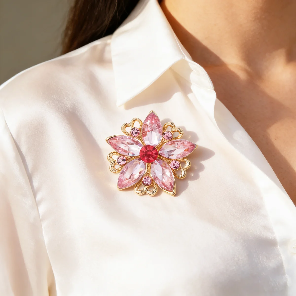 

Romantic Luxury Pink Crystal Flower Brooch, Elegant Lapel Pin for Coat, Bridesmaid Wedding Accessory Gift