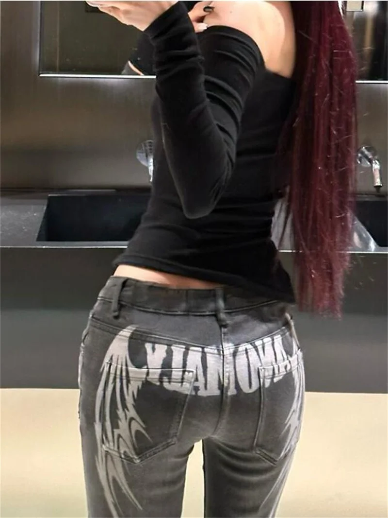 Nowe Retro Jeansy Damskie z Haftem i Nadrukiem, Czarne, Niskie w Pasie, Letnie, w Stylu Millennials, Pikantne, Seksowne, Dopasowane, Proste Nogawki, Lekko Rozszerzane