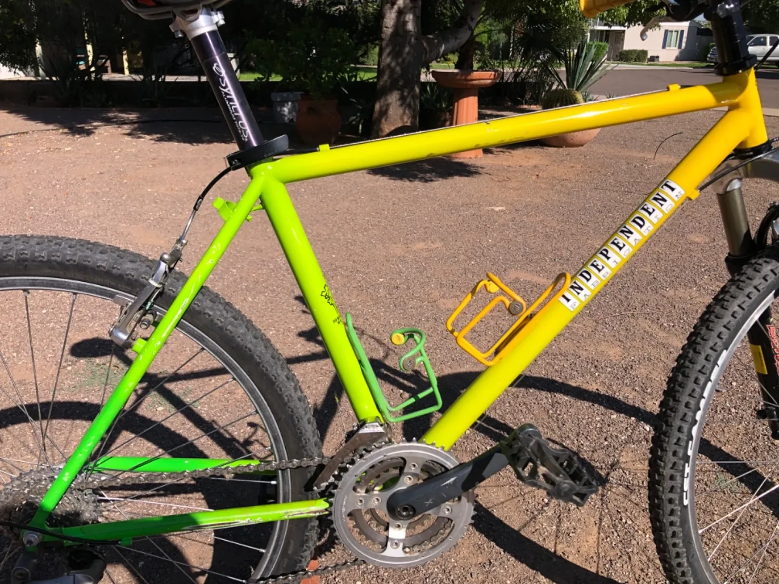 Bicicleta de montaña mediana de 18" XT / XTR / Cromoly Steel de fabricación independiente