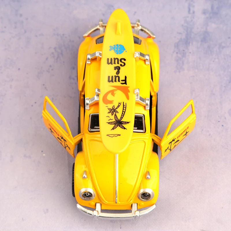 Boys Alloy Car Toy Realistic Racing Sports Car Pullback Function Model Vehicle Toy for Kids