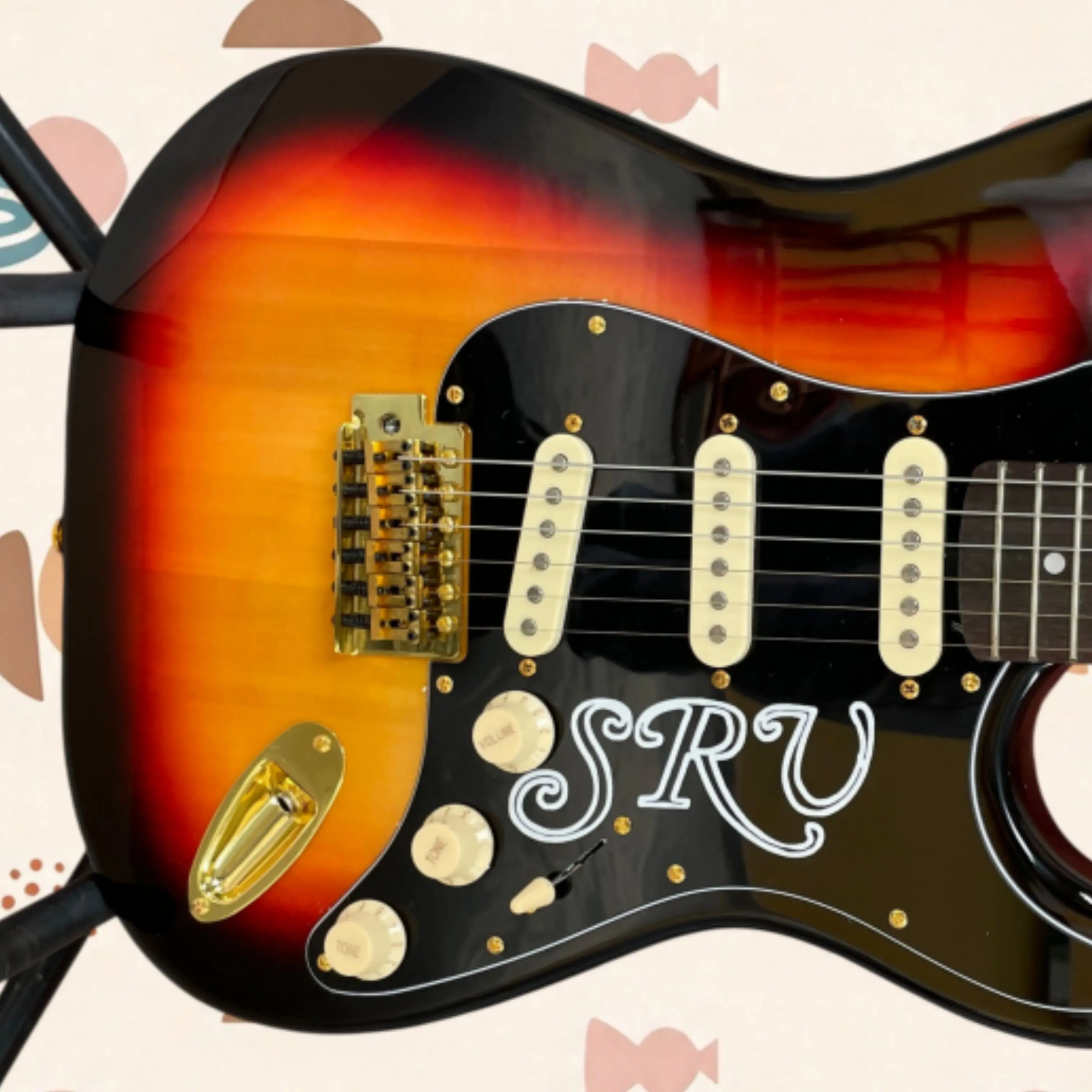 Sunset Gradient Electric Guitar,Gold Hardware Graphic Pickguard Guitars,Rosewood Fretboard for Retro Music Performance Guitarra