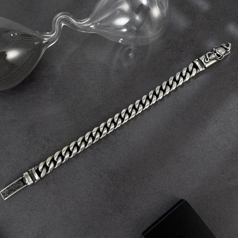 2026 New Skull Stainless Steel Bracelet for Men, Aroma Perfume Diffuser Bangle, Fashion Trendy Daily Wear Jewelry Gift