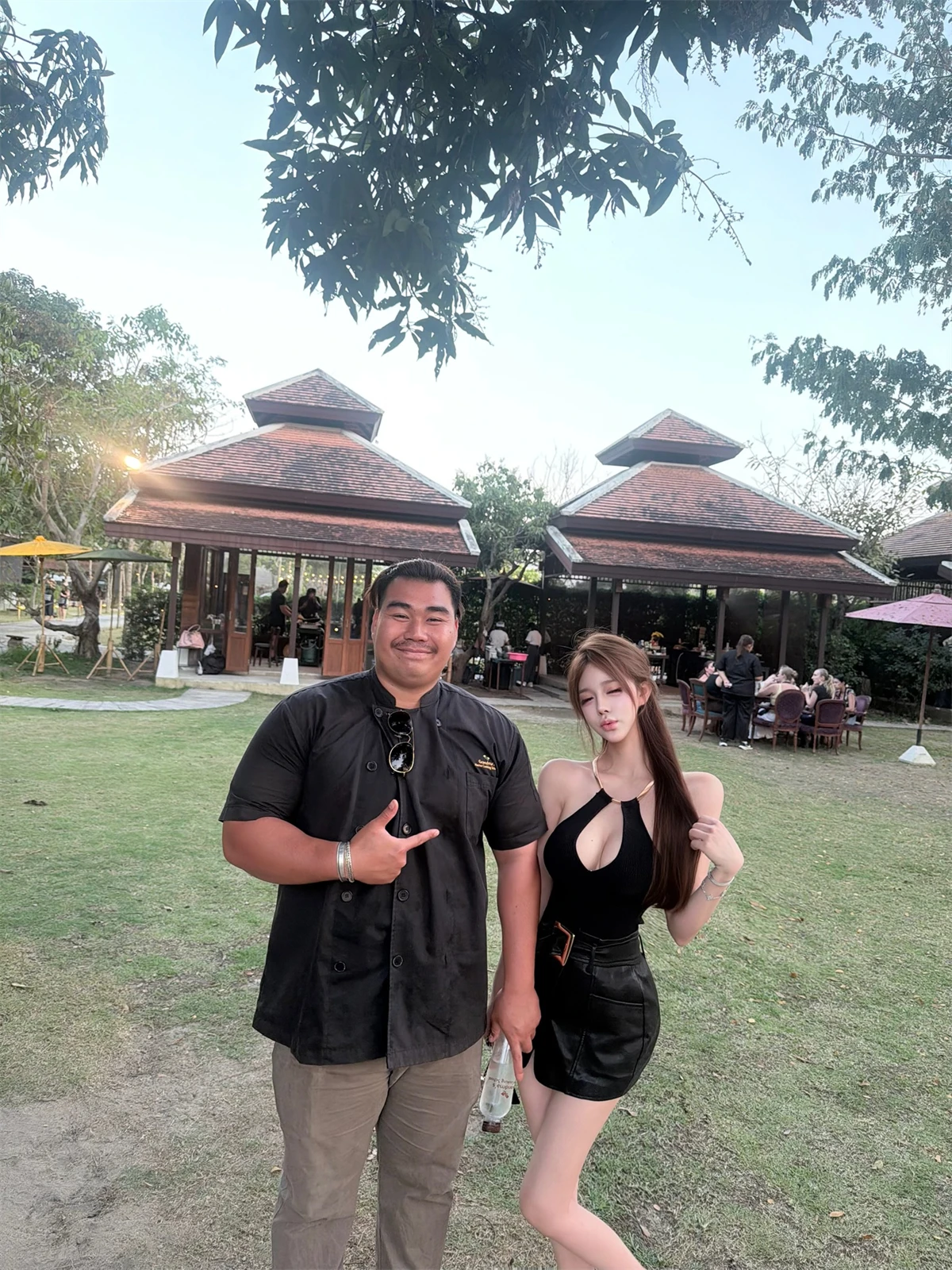 

Юбка Kikimy с высокой талией и золотистым декором, женская модная юбка-карандаш с высокой талией, облегающая, для зимнего сезона