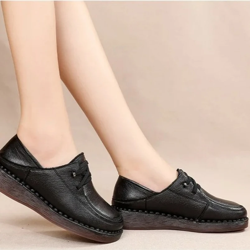 2025 أحذية ناعمة امرأة الشقق الإناث الخف الخريف قباقيب منصة فستان جلد طبيعي الخريف الزواحف الرجعية الجدة مريحة