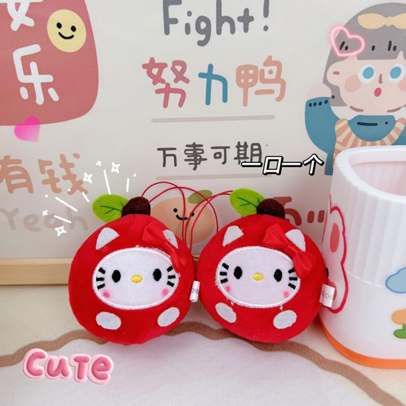 Sanrio Little Apple Niedlicher Schlüsselanhänger Plüschtiere für Mädchen Kawaii Rucksack Ornament Plüschtier Keychan Outdoor Fun Weihnachtsgeschenk