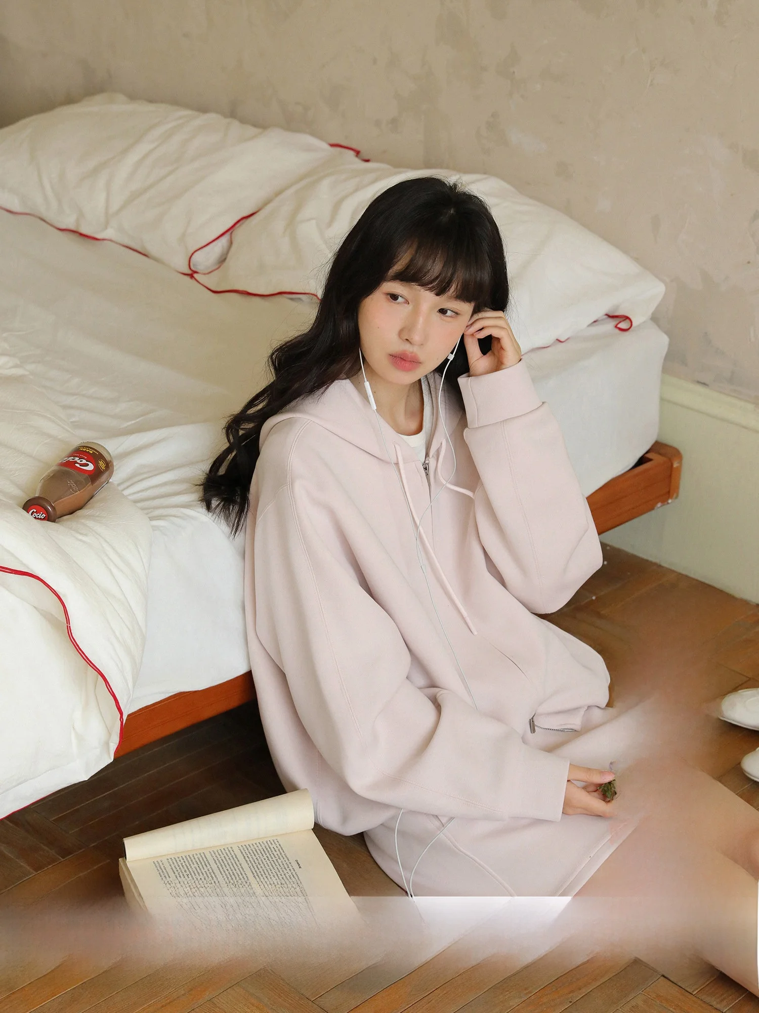 

Весенне-летний женский комплект из худи и юбки из воздушного хлопка с цветочным принтом, с завышенной талией, прямого кроя, с длинными рукавами, на молнии, модный