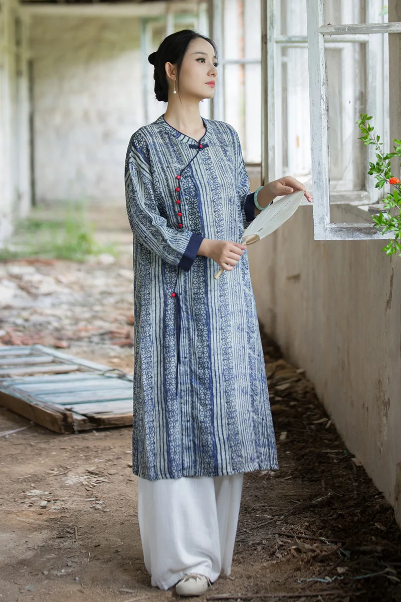 Summer Ramie Soft and Lightweight Cardigan: Artistic, Versatile, Soft, Printed Sun Protection Women's Long-Sleeve Shirt