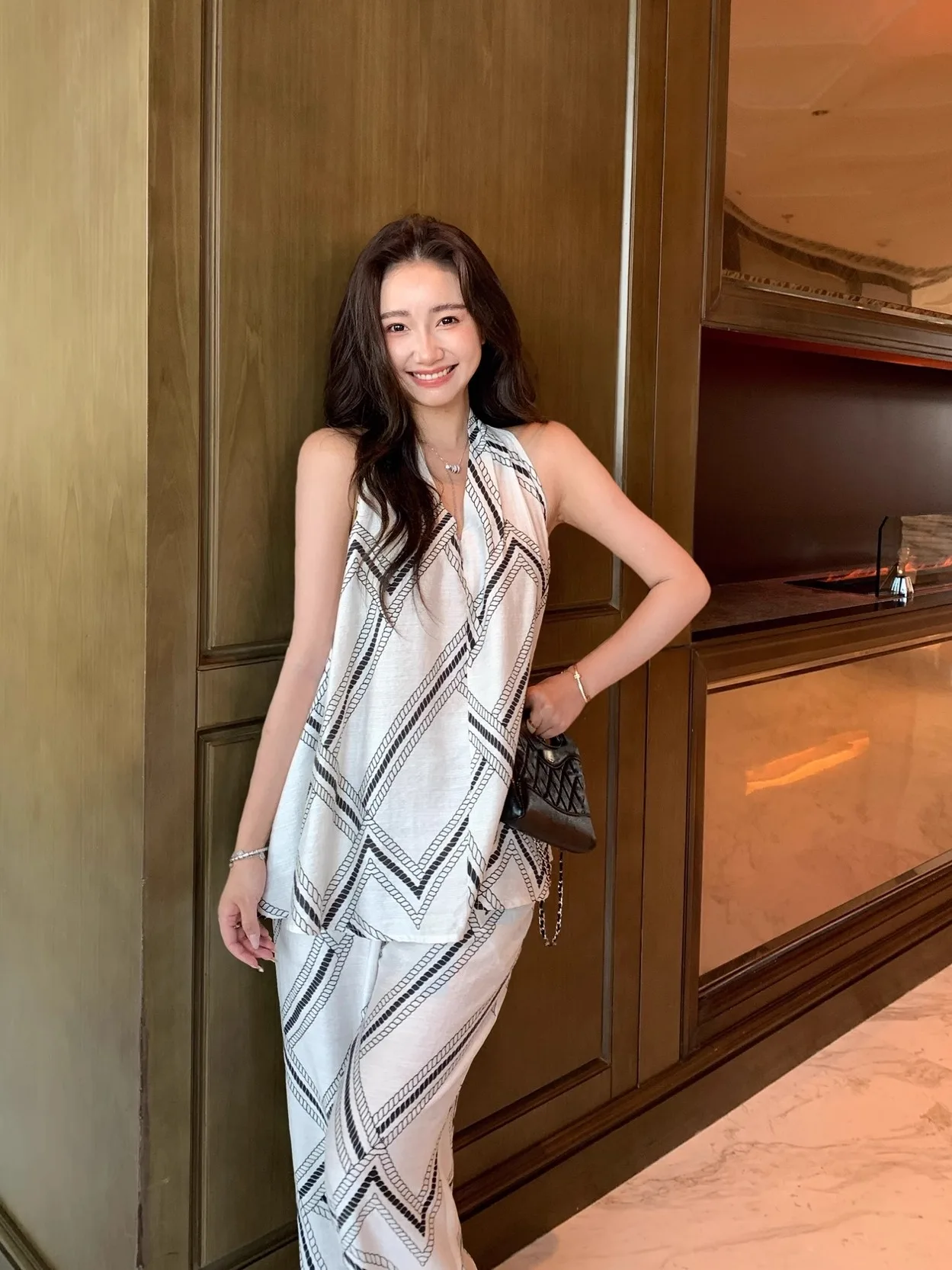 

Laoqian Series Summer New Linen Print V-ne Svel Top Beige Floor-length Pants Set Women's Faion Casual Two-piece Set