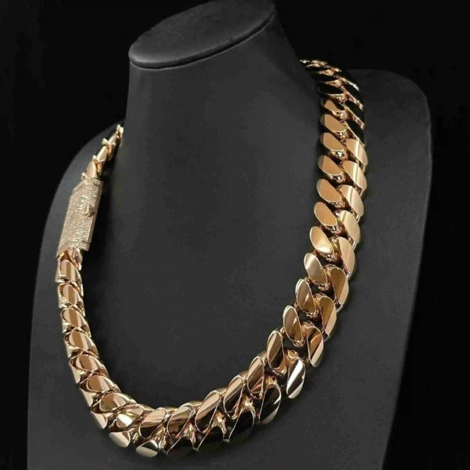 Quality Hot Top Sale 22mm Lab Grown Micro Pave Hip Hop Iced Out Miami Cuban Link Chain 14k Gold.
