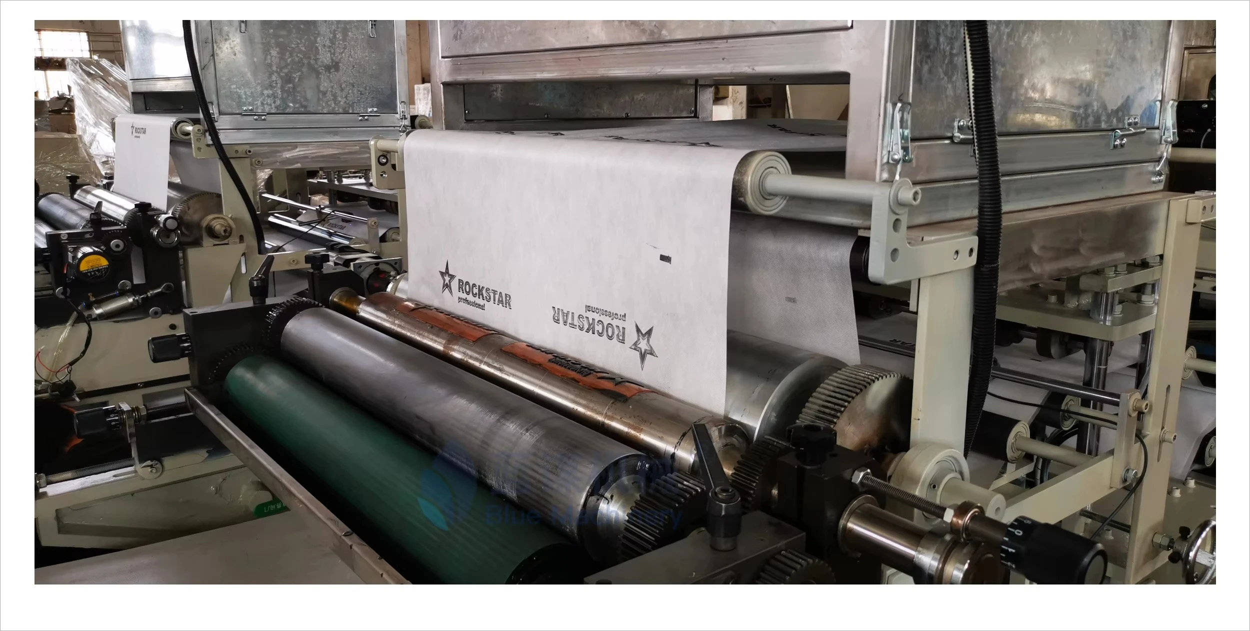 2026 Automatic Vacuum Cleaner Bag Making Machine Efficient Dustbag Manufacturing EquipmentCustomized