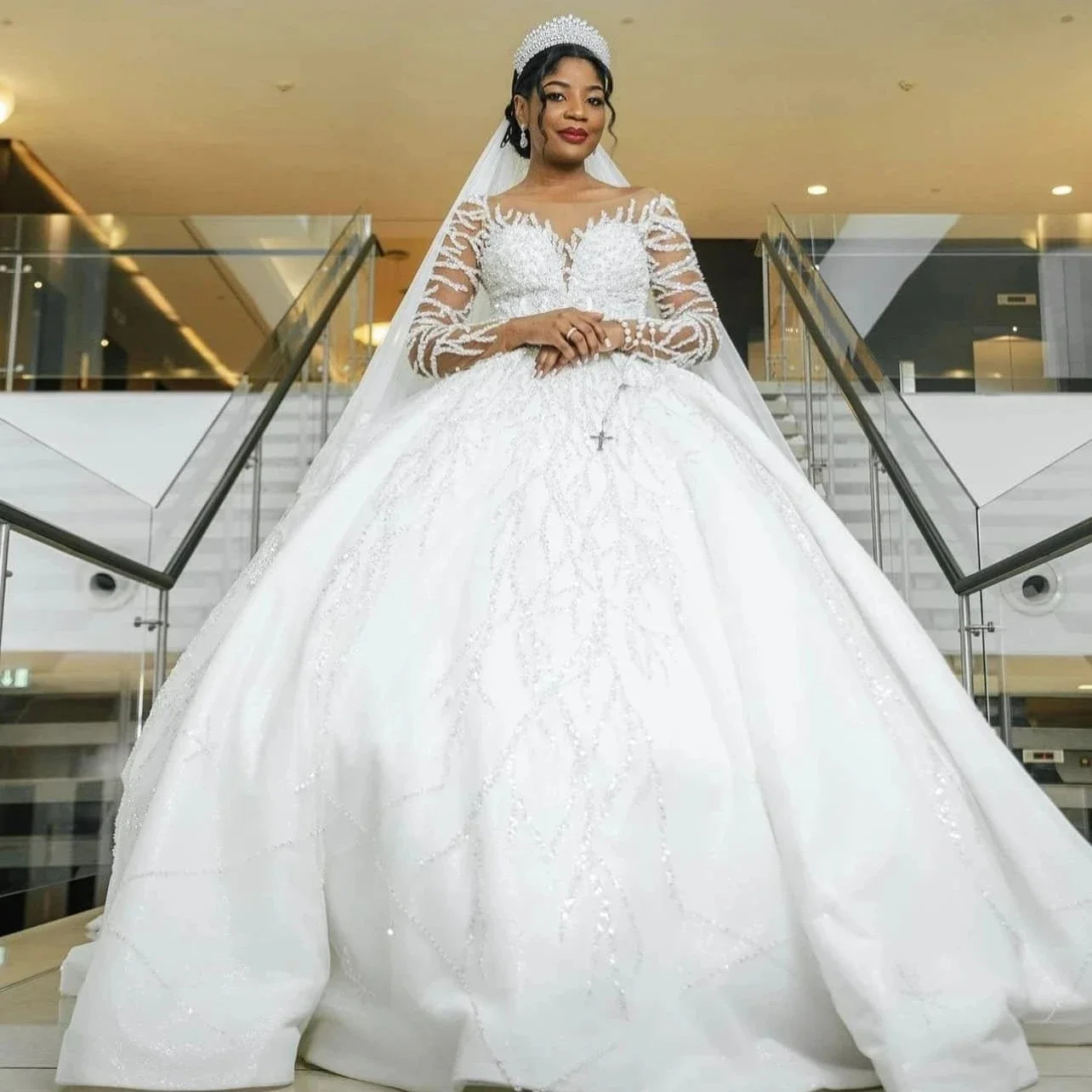 Vestido De novia elegante personalizado con cuentas brillantes y lentejuelas, bata De matrimonio árabe Aso Ebi, vestido De novia De manga larga