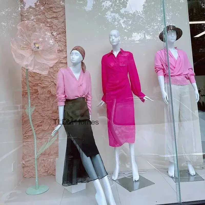 Nordic Mannequins Full Body Store Clothing Women's Clothing Mannequin Display Stand Home Female Window Dummy Fiberglass Material