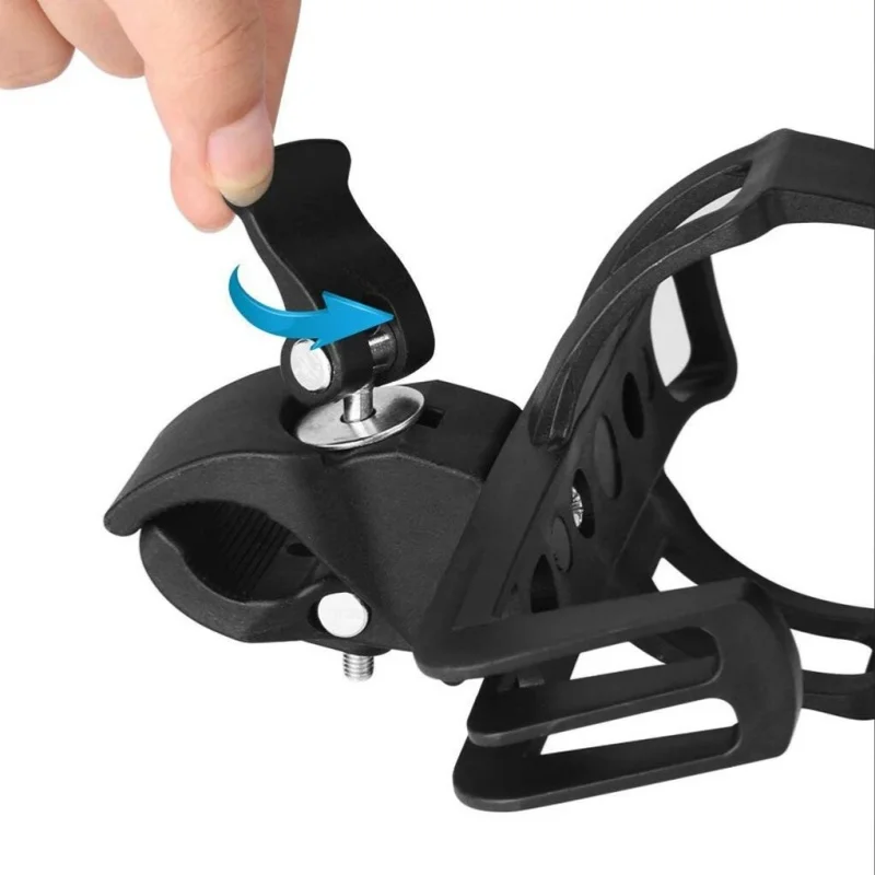 กรงขวดพลาสติก-เหล็กจักรยานถ้วยน้ําRack Handlebarจักรยานกรงเครื่องดื่มUniversalอุปกรณ์ผู้ถือกาต้มน้ําจักรยาน