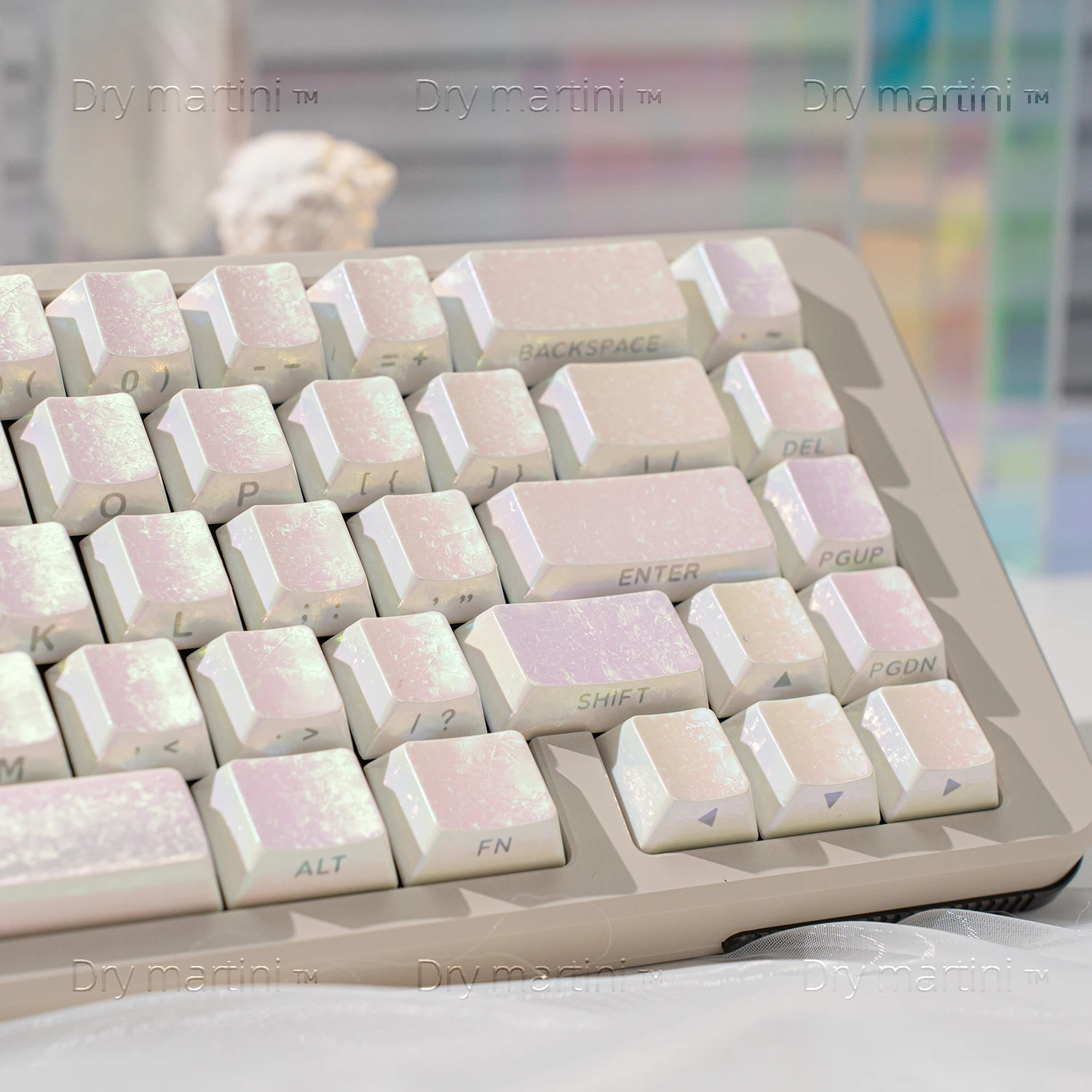 99 キーホワイトフロストキーキャップ Chreey フロストファンタジーメタリックテクスチャサイド彫刻透明メカニカルキーボードキャップ 61 68 75 87