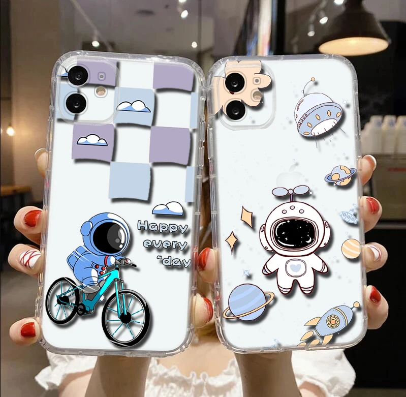 E15 astronaut Soft Case for Moto G Play E20 E4 E40 E5 E6 E6S E7 Power Edge 20 Lite Pro G200 G30 G4 G52 G42