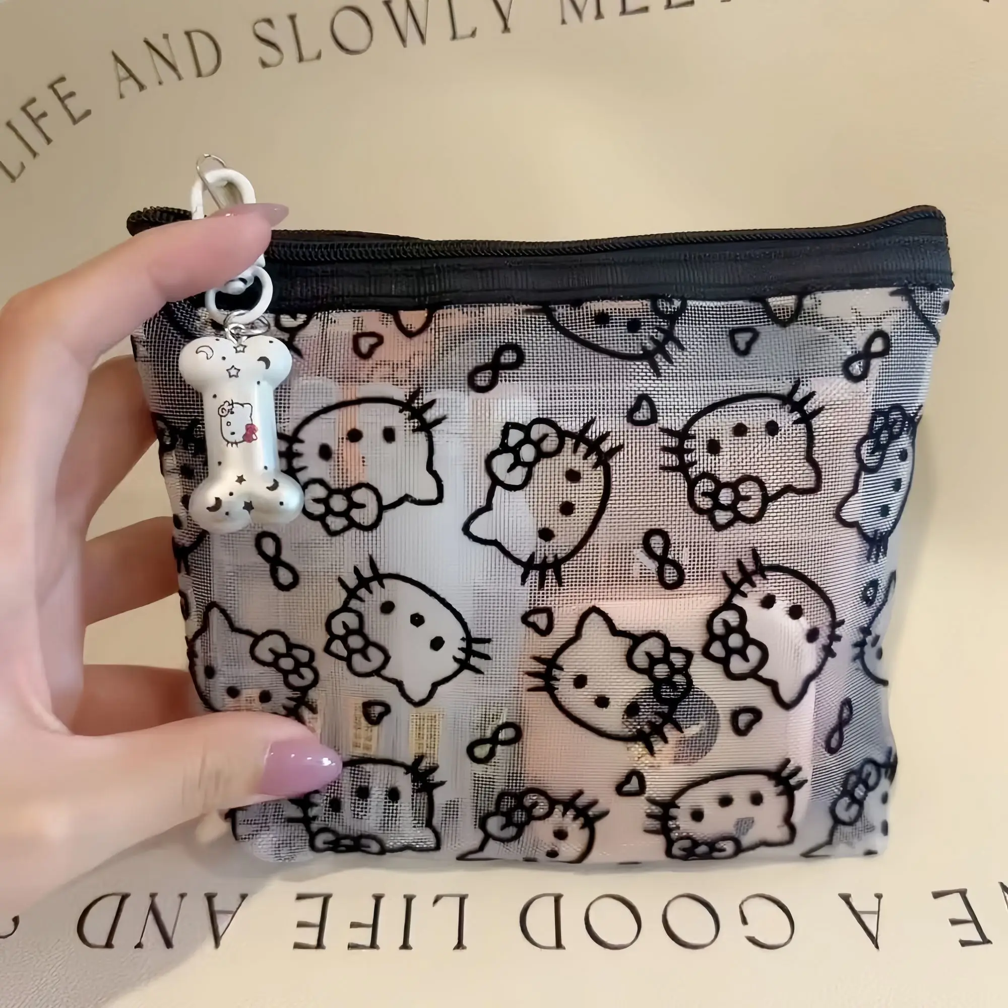 Kawaii Lace Hello Kitty Cosmetic Bag Cute Vintage Coin Purse Black Mesh Storage Bag Portable Makeup Bag Gift