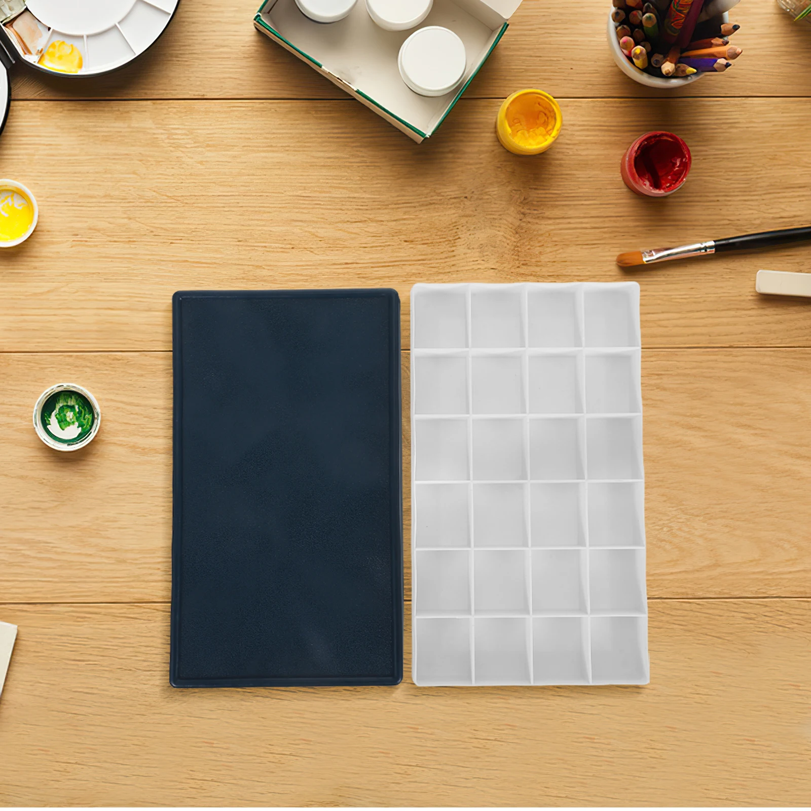 

Paint Palette Empty Watercolour Tray with Lid Portable Pigment Painting Mixing Oil