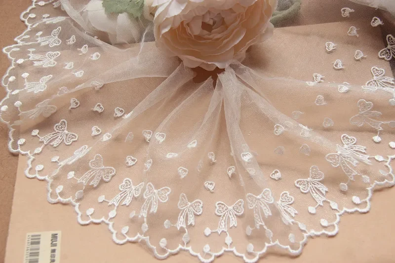 1 Yard larghezza: 13cm elegante Bowknot e puntini Design ricamo lacci maglia rifilatura pizzo per fai da te cucito decorazione (SS-2487)