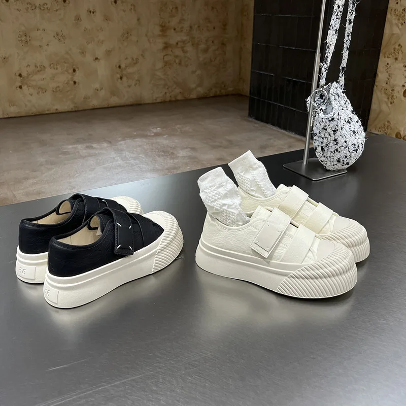 2024 New Thick Velcro Mary Jane Shoes Women All-matching Small White Cookie Shoes to Increase Leisure Sports Board Shoes