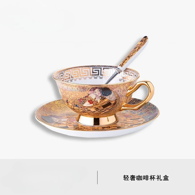 

Light luxury bone china coffee cup and saucer set for couples to give newlyweds wedding gifts