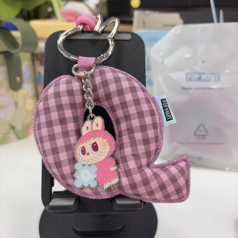 

Подлинная булавка Popmart Labubu The Monsters для Love Series, слепая коробка с буквами, милый брелок для сумки, очаровательная загадочная коробка, подарок на день рождения