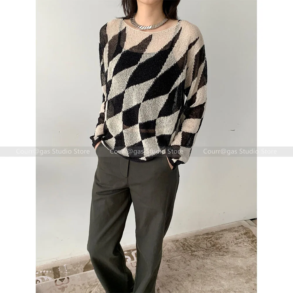 Niche design loose casual lazy temperament style black and white diamond jacquard curve plaid knit sweater