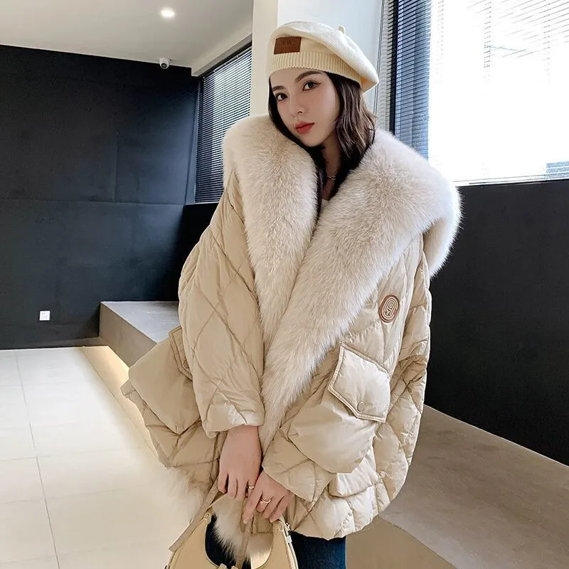 2023 Winter Nieuwe Oversized Imitatie Vossenbont Kraag Mode Stiksels Vrouwen Parka Vrouwelijke Halflange Warme Casual Nepbontjas