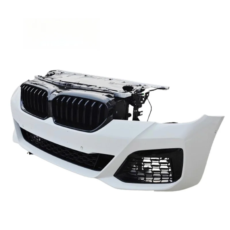 

Подходит для BMW 5 серии 525 530 540 G20 G28: бампер, накладка на бампер, передний обвес.