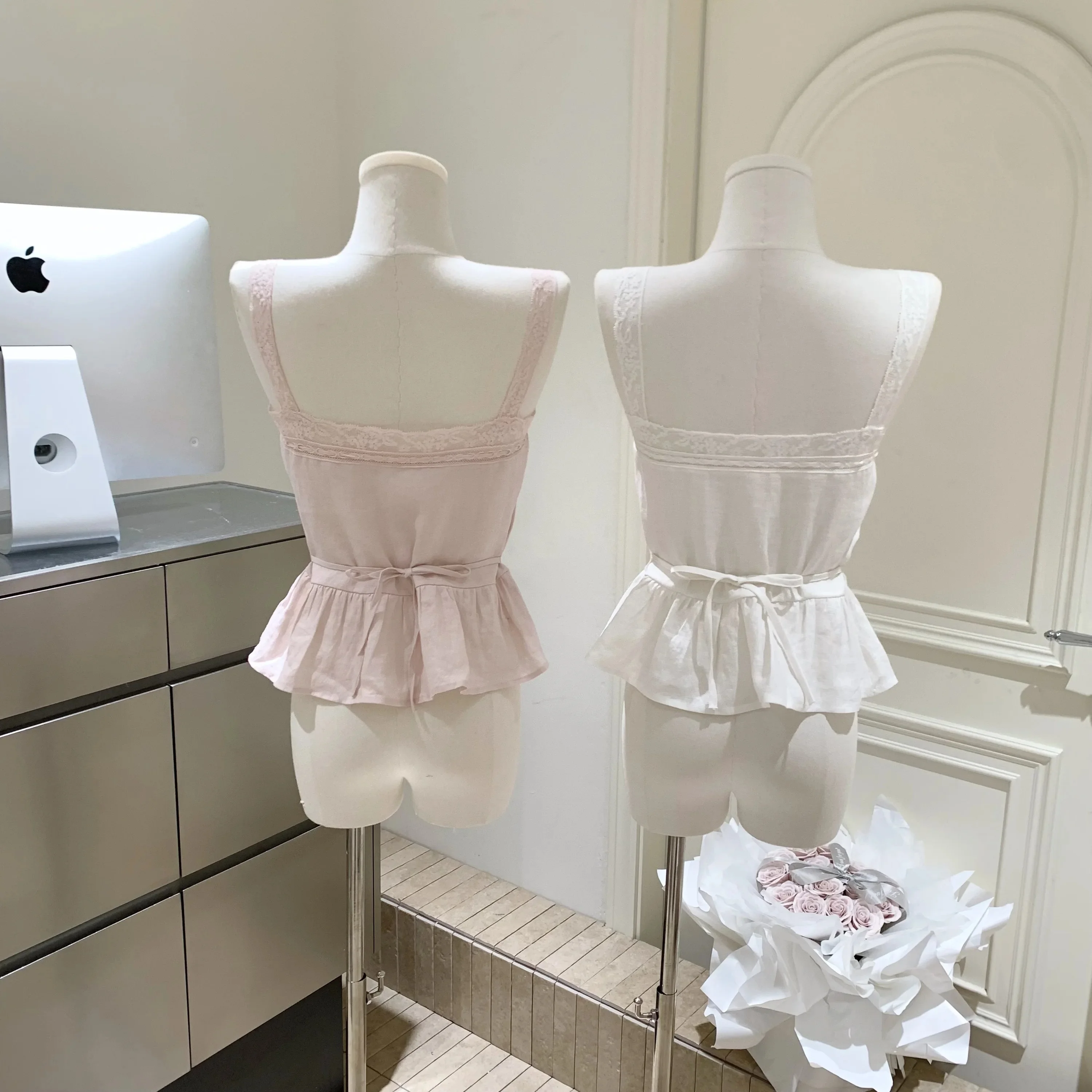 Lin Summer Light Pink And Linen Lace Crop Top Women's Outerwear Short Length Summer Season Fashion Element Lace Detail
