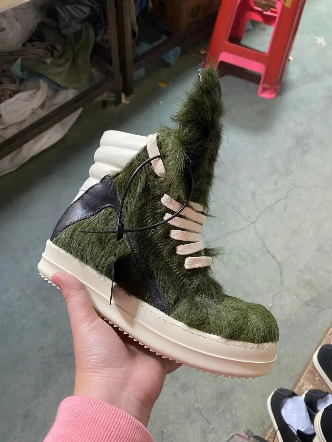 

Ricks Army Green Horse hair High Top Geobasket Owens Quality Men Shoe Zipper Women Sneaker Casual Owens Design boots & Shoes