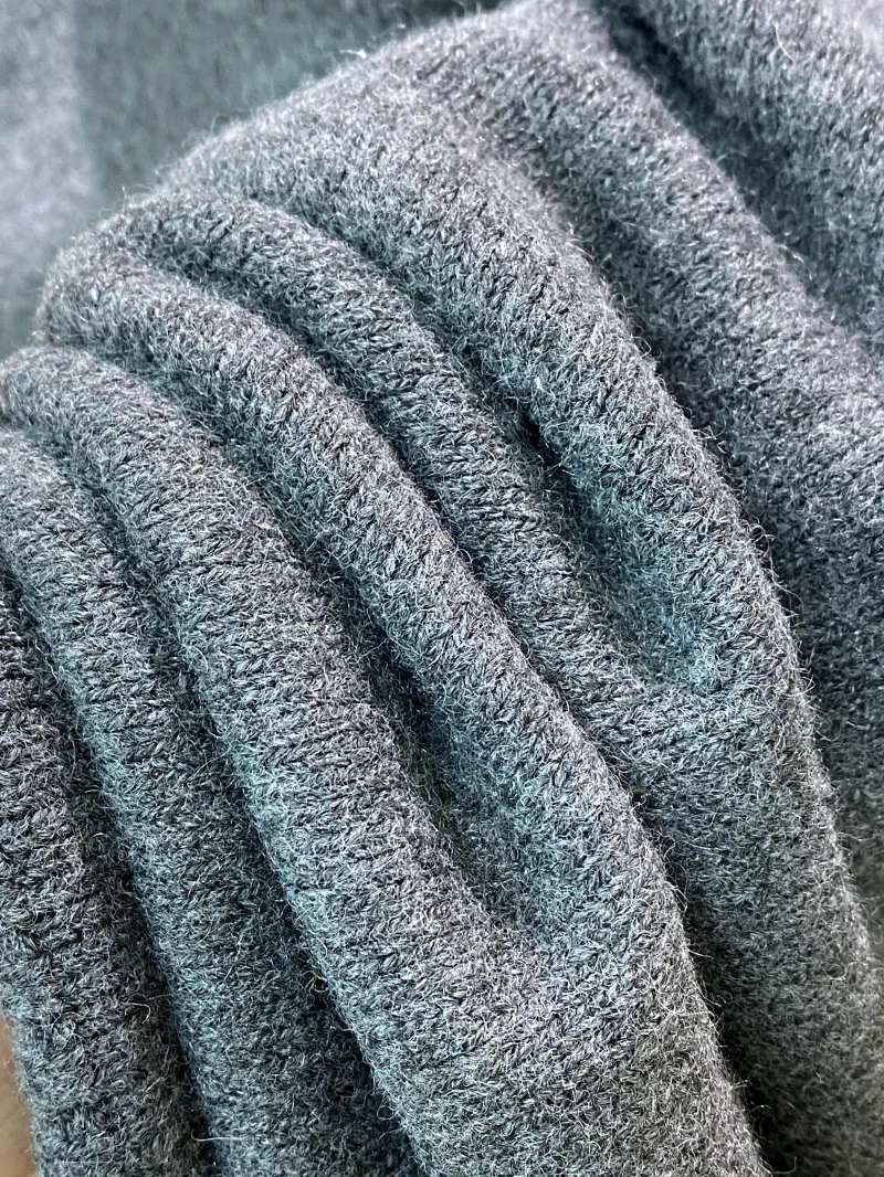 ファイオナブルなヴィンテージ風ルーズロングスリーブニットカーディガンコート、男女兼用、春秋シーズン、柔らかく快適なニットウェア