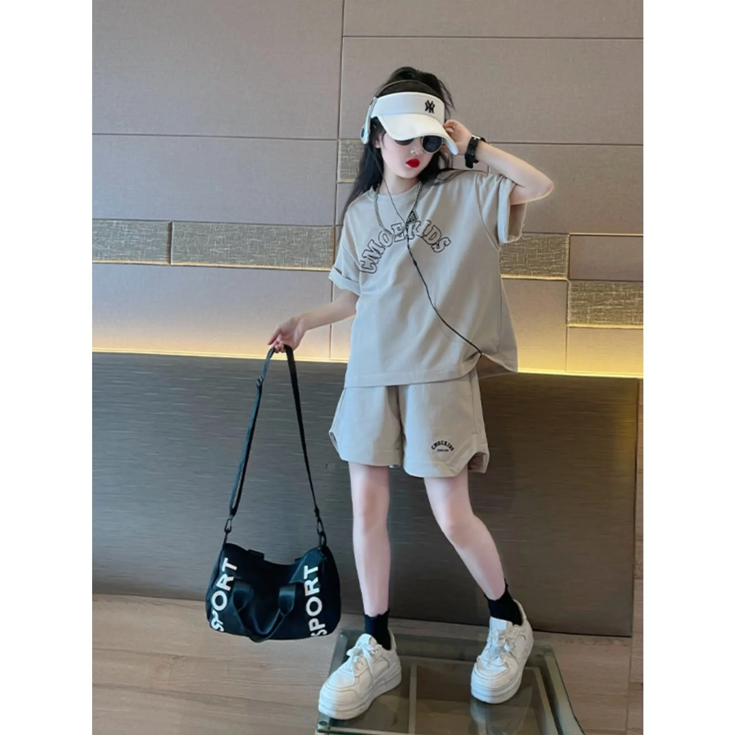 

Girls Summer ort Pants Set Cool Two-Piece Suit Children's Clothing Trendy Streetwear 2023 New Sle Kids Faion