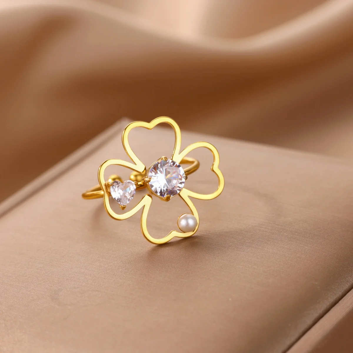

Stainless steel Geometric Hollow Flower Zircon Rings for Women Gold Color Adjustable Pearl Rings Minimalist Jewelry Accessories
