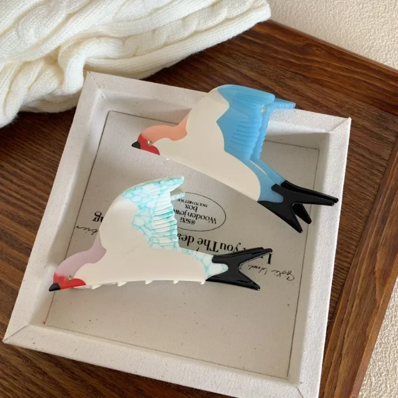 

Cartoon Swallow Hair Claw Acetate Colorful Birds Crab Hair Clip Shark Clip Headwear Hairpin Spring Hair Accessories for Woman