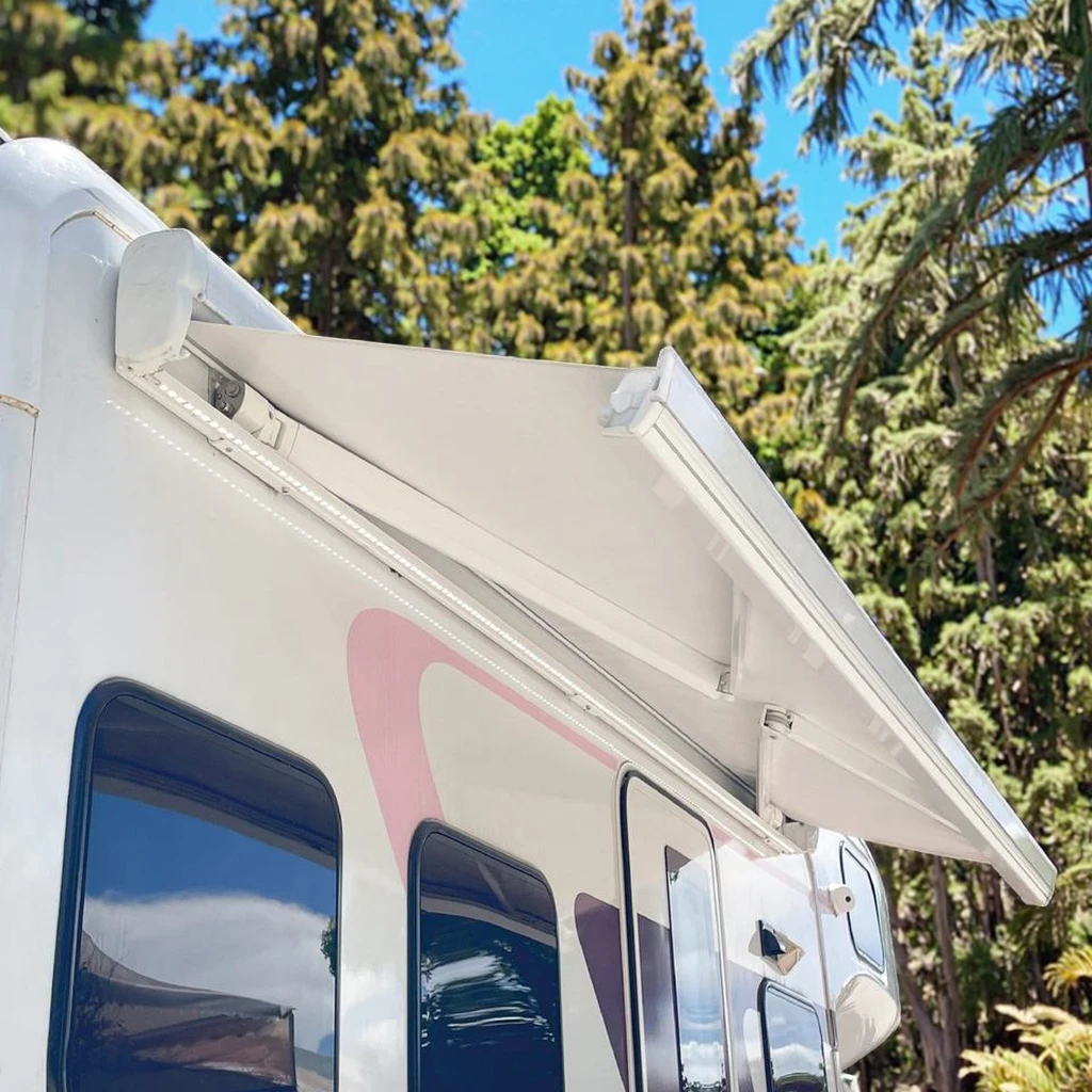 

Высокопрочная боковая маркиза Awnlux из алюминиевого сплава для автодомов, караванов и кемперов