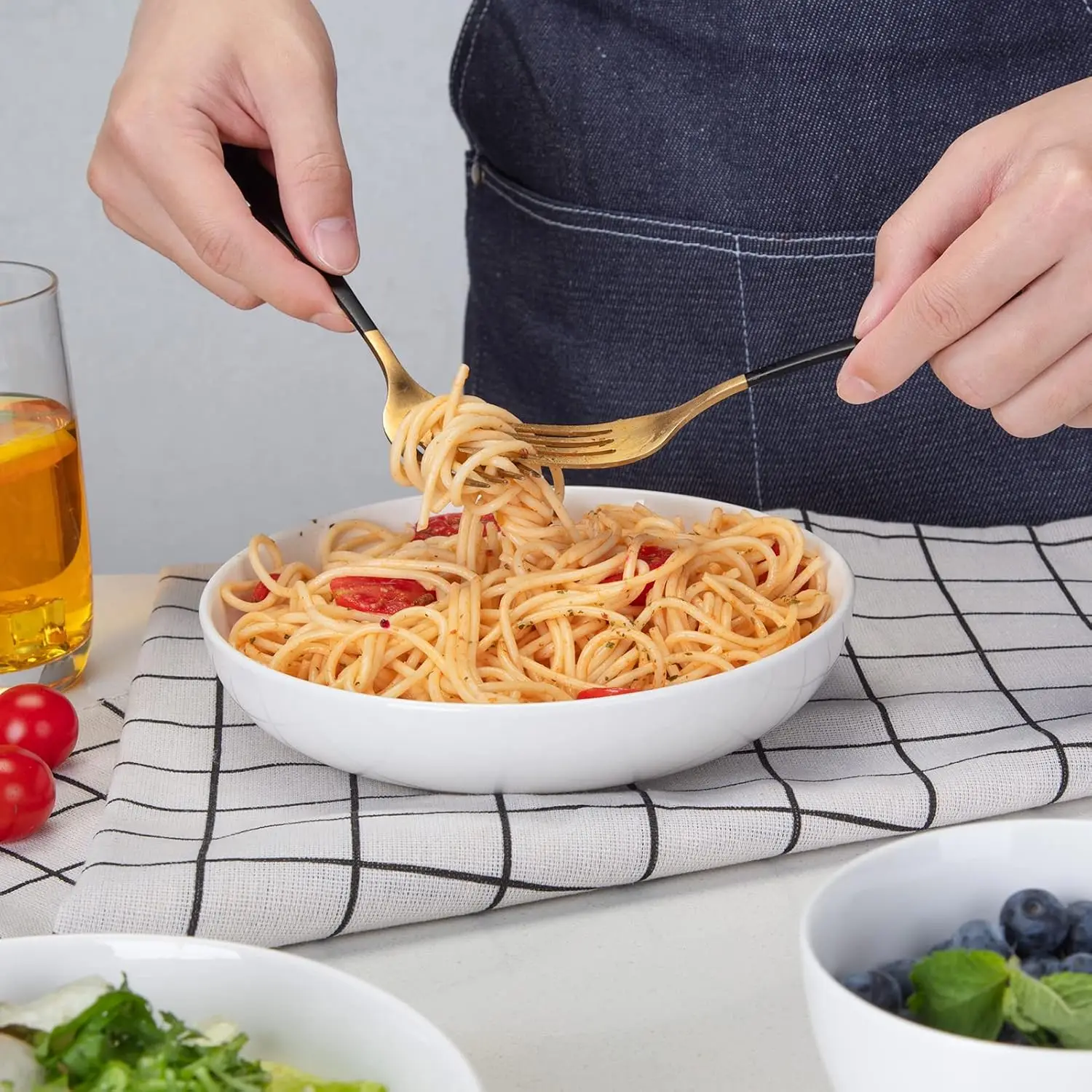 مجموعة أوعية معكرونة من البورسلين سعة 22 أونصة مكونة من 6 أطباق من السيراميك الفاخر ذات سعة كبيرة للسلطة والحساء، وعاء تقديم، آمن للاستخدام في غسالة الأطباق