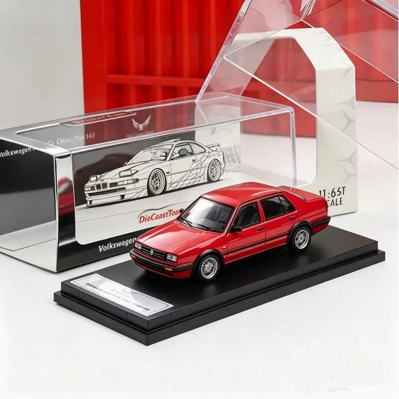 1:64 Jetta MK2 CL Type 1G Alloy Classic Car Model Diecasts Metal Retro Old Sedan Vehicles Model High Simulation Collection Gifts