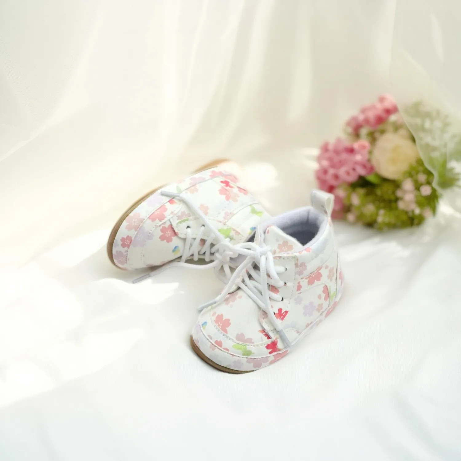 รองเท้าเด็ก รองเท้ากีฬา รองเท้าเดินเด็ก 0-6-12-18 เดือน ดีไซน์ดั้งเดิมกันลื่นและระบายอากาศได้ดี