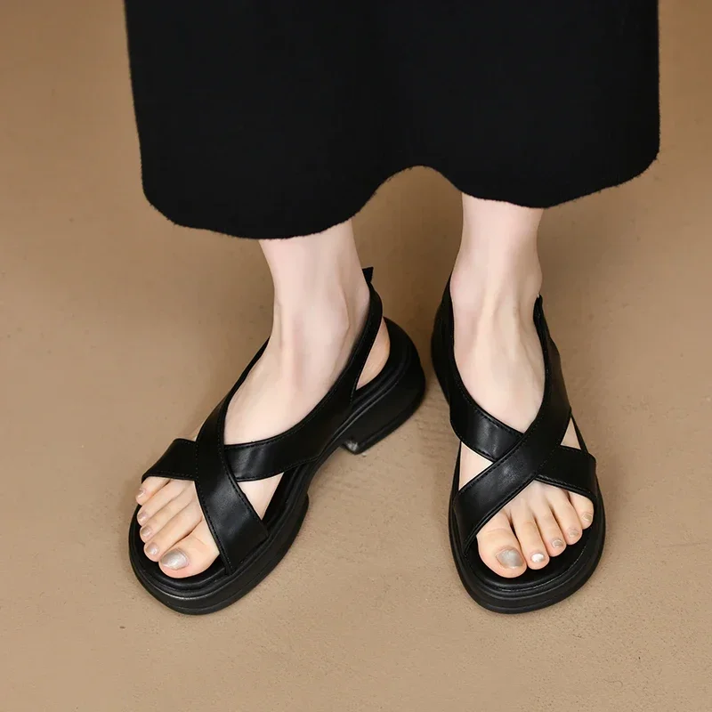 Spring 2024 new black giant soft giant comfortable muffin thick base simple fashion increase Roman sandals women