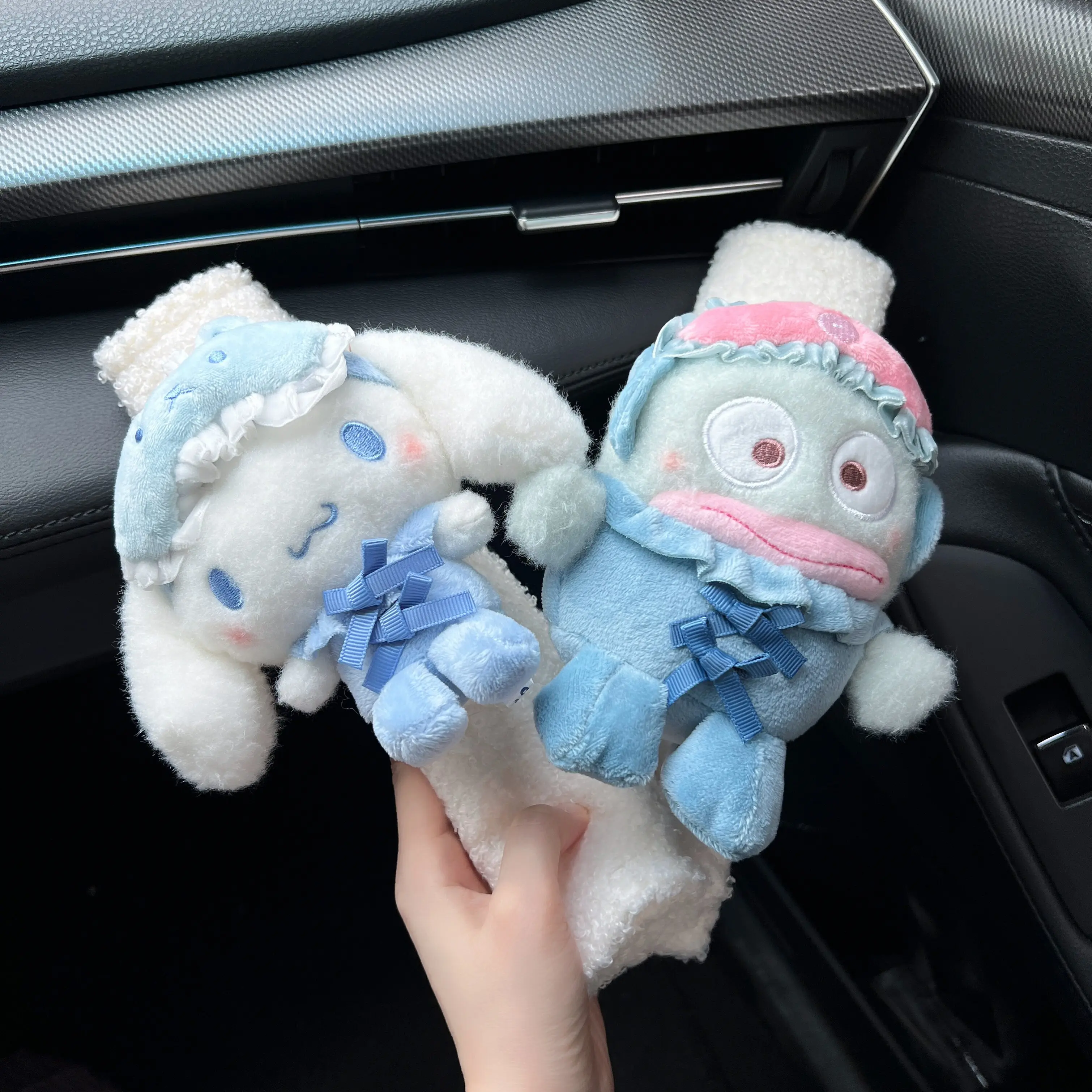 

Sanrio Melody Car Seat Belt Covers Plush Doll Soft Velvet Shoulder Pad Safety Belt Cover for Adult Kid Car Interior Accessories