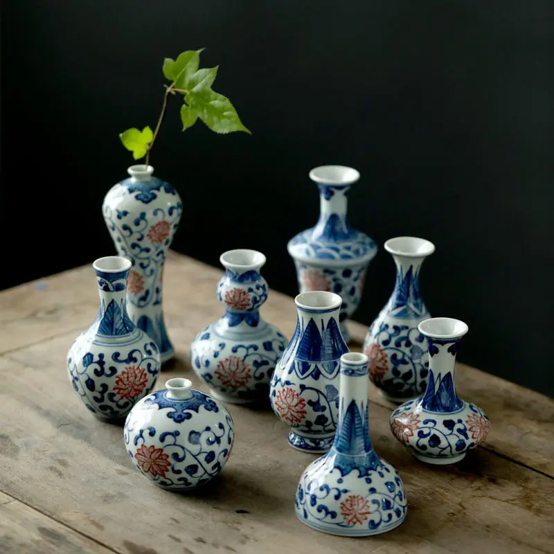 Blue and white hand-painted mini vase flower insert tea ceremony hydroponics creative bogu frame ornament