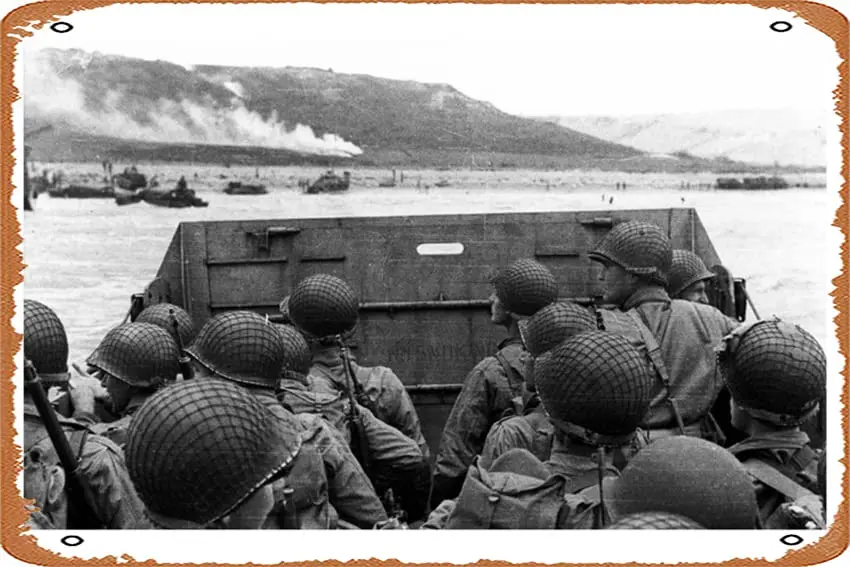 Marines Beach Landing Ww2 War History B/W Photo Guns Helmets - Poster Metal Tin Sign Vintage Chic Art Decoration Wall Art Print