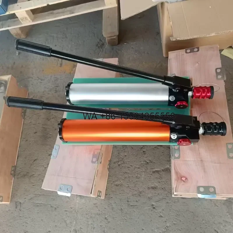 Wmwmnu for LONGPENG BS-72 Hydraulic Hand Operated Pump Portable Ultra-High Pressure 72Mpa Single Interface 2.4L Fuel Tank