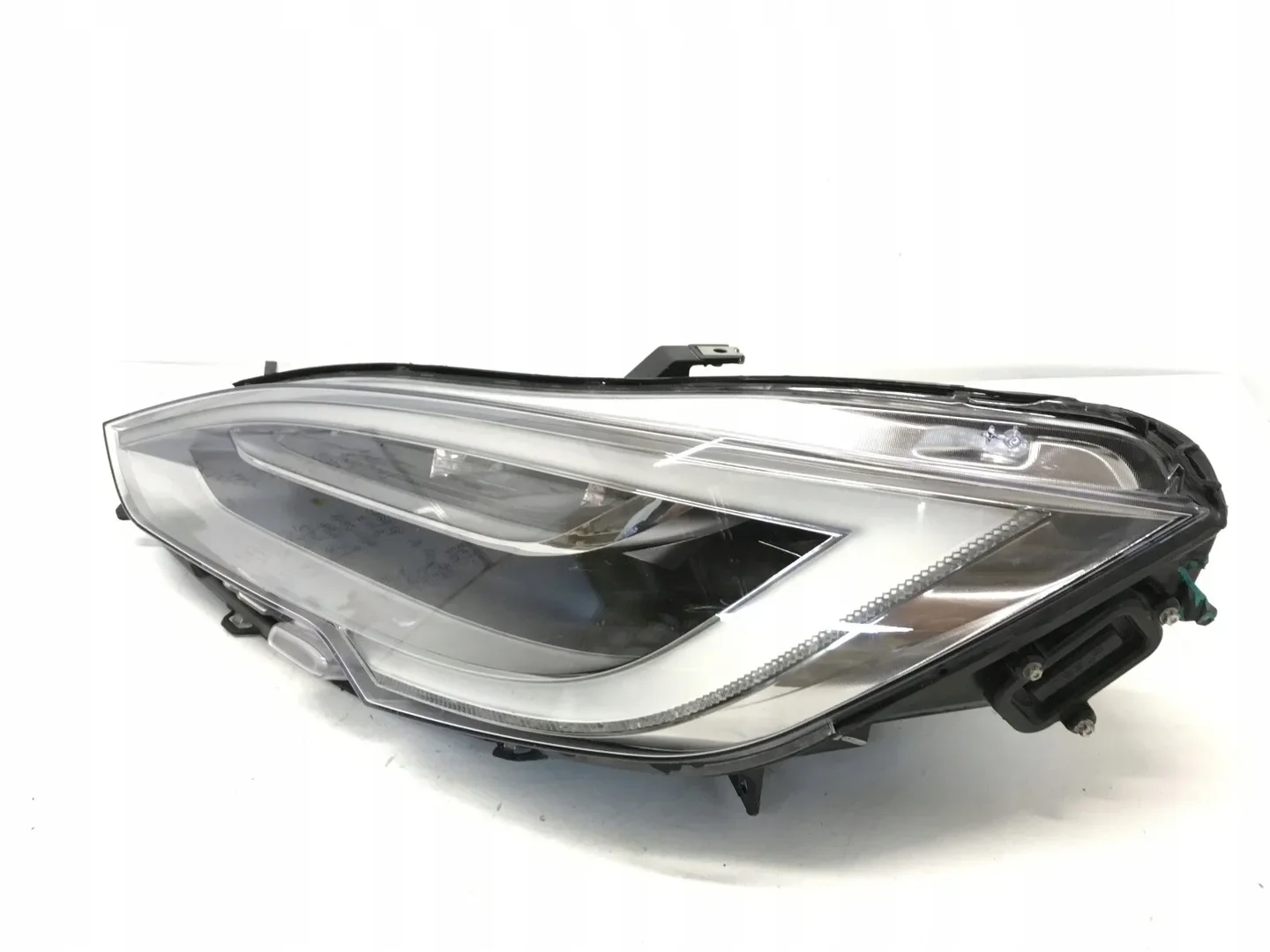 2016 2019 2017 2018 Model S Left  Right Side Front Headlight Lamp ECE LHD Up-Level OEM 1053574-00-E 1053575-00-E