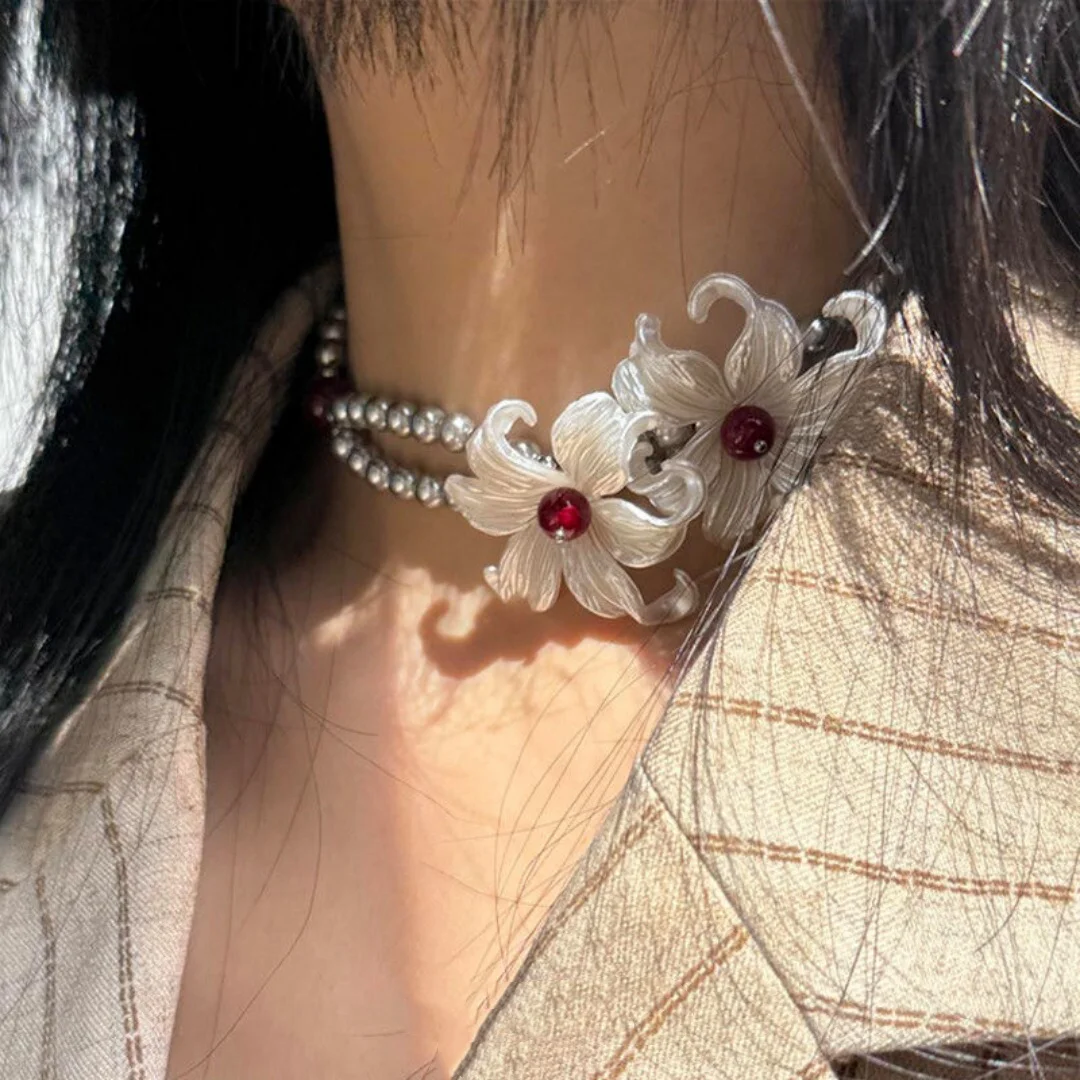 

DUTRIEUX New Trend Y2K Pearl Necklace Choker Beaded Flower Vintage Punk Cool Unisex Couple Trendy Neck Jewelry Accessories Gifts