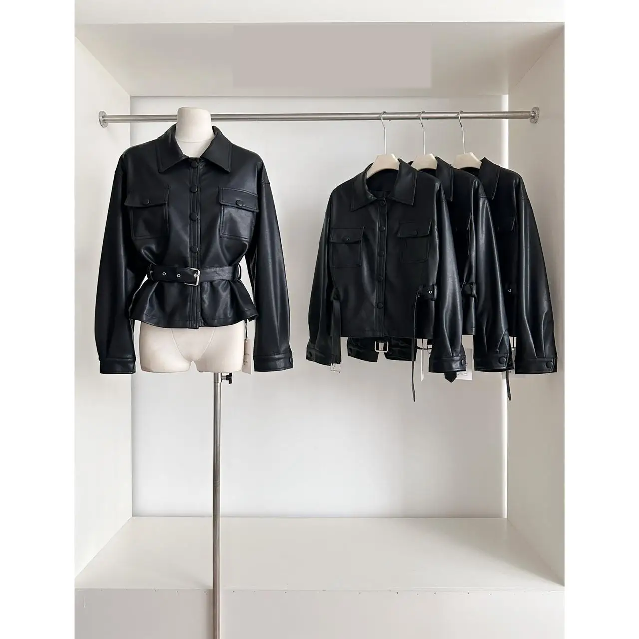 

Women's Elegant Spring Autumn Single Breasted Turn Down Collar Pu Leather Jacket With Belt Lady Streetwear Slim Leather Outwear